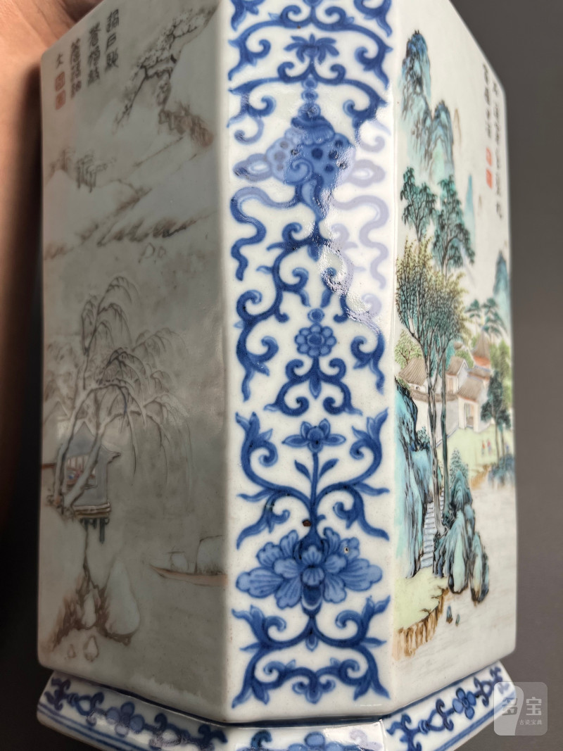 清乾隆  青花八吉祥开光洋彩“四时燕居”图诗文八方瓶 - 图20